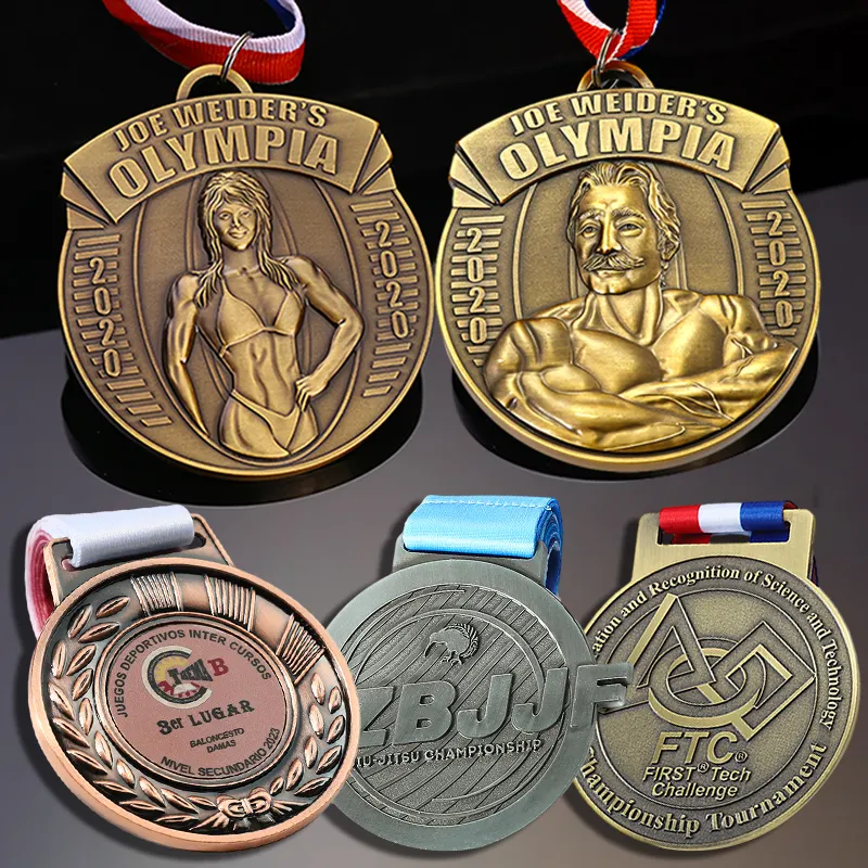 Médaille antique métal alliage de zinc moulage sous pression Logo 3D personnalisé laiton musculation défi Fitness Sports prix médailles avec lanière