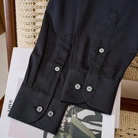Kemeja Bisnis Pria Campuran Sutra Mulberry Cepat Kering Katun Twill Pewarnaan Benang Anti Kusut Anti Bulu Halus Kemeja Pria Berkelanjutan