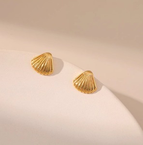 18K Gold Plated Smooth Shell Shape Earrings Fashion 316L <strong>Stainless</strong> <strong>Steel</strong> Shell Stud Earrings for Women <strong>Jewelry</strong> - Product Image 5