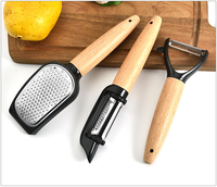 Petits outils aide à nouveauté, Gadgets de cuisine uniques, 11 pièces Jeu de râpes à fromage électrique, ouvre-bouteille
