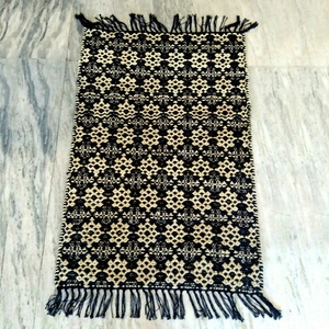 Alfombra Tejida a Mano de Yute y Cáñamo, Negra Natural, Tejido Plano, Estilo Boho, Ecológica, para Decoración del Hogar y Sala de Estar - Product Image 1
