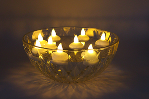 Plastiques électroniques de bougies flottantes blanches ou jaunes sans flamme de LED avec des bougies modernes de contrôle - Product Image 4