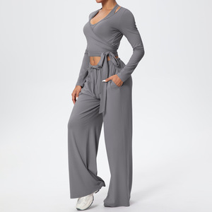 Vêtements de sport et de loisirs en plein air pour femmes, ensemble de yoga 3 pièces, tissu léger et respirant, extensible dans quatre directions, séchage rapide, uni - Product Image 5