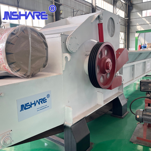 Broyeur à tambour industriel de 55 kW, capacité de 8 à 12 T/h, homologué CE, haute performance pour le broyage des branches et des bûches - Product Image 3