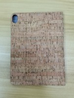 Étui en bois de liège SUNNY personnalisé, écologique, avec fonction veille/réveil automatique - Design luxueux, résistant aux chocs et à l'eau