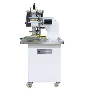 Machine de gaufrage et de marquage à chaud à grande vitesse pour cartes de vœux plates en carton, imprimante d'étiquettes de semelles de marque renommée avec écran tactile - Product Image 4