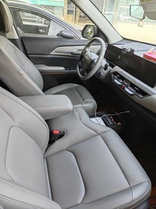 Kia EV5 530 SUV Électrique <span class=keywords><strong>d</strong></span>'Occasion 2025, 9000 km Faible Kilométrage, Conduite à Gauche, Vente Chaude, <span class=keywords><strong>Prix</strong></span> de Gros, Version Export Prête à l'Expédition - Product Image 4