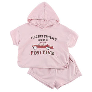 Completo Sportivo Estivo per Bambini, Set con Cappuccio per Bambine, T-shirt a Maniche Corte e Pantaloncini in Cotone Casual per Ragazzi - Product Image 6