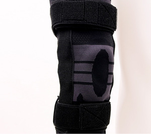 Ginocchiera Articolata con Magneti in Silicone, Ginocchiere Regolabili in Neoprene a Compressione - Product Image 5