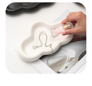 Bandeja de joyería de cerámica chapada en plata Vintage, almacenamiento de Instagram ecológico, mármol decorativo rojo y negro, Art <span class=keywords><strong>Deco</strong></span> de lujo <span class=keywords><strong>Simple</strong></span> - Product Image 3