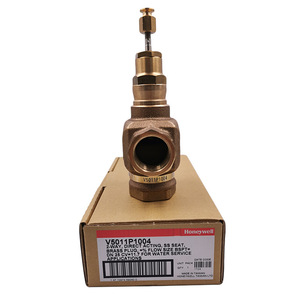 Vanne en laiton à action directe à 2 voies Honeywell V5011P1004 DN25 pour applications d'eau - Product Image 1