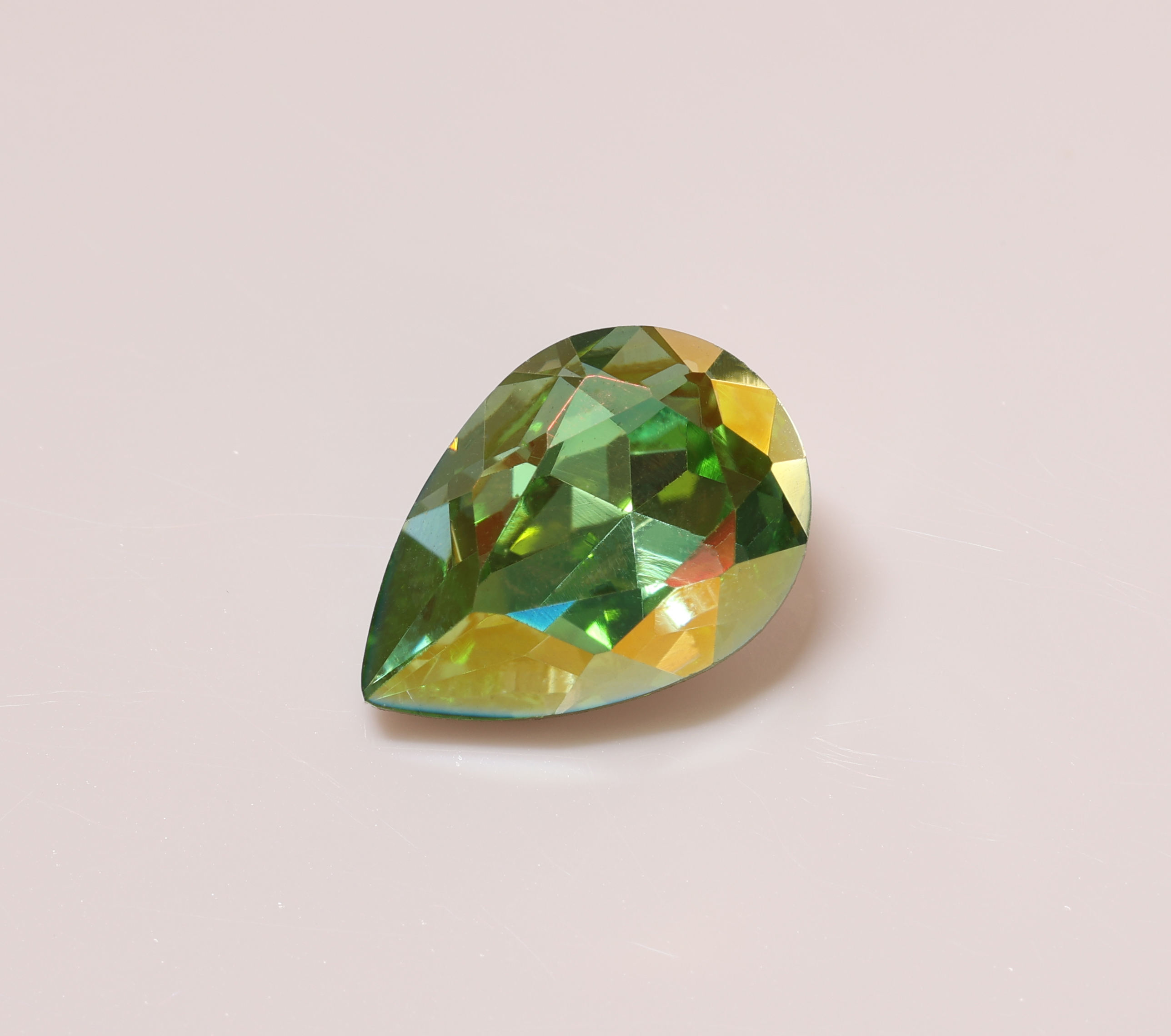 Color de la luz de la proteína violeta