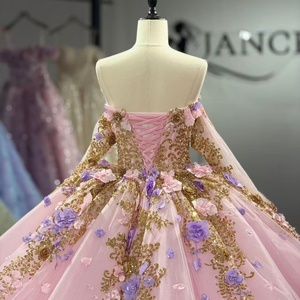 ชุดราตรีงาน Quinceanera รุ่น Dy5898 สีชมพูหวานประดับดอกไม้สีม่วง 3 มิติ แต่งลูกไม้สีทอง  กระโปรงทรงบอลกาวน์  พร้อมชายกระโปรงยาว  แบรนด์ Jancember - Product Image 5