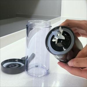 Mini-mixeur portable électrique rechargeable USB 550 ml avec 6 lames, nettoyage en un clic, usage commercial, anti-fuite, vente en gros - Product Image 2