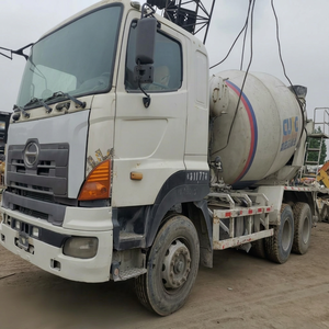 รถบรรทุกผสมคอนกรีตใช้ปูนซีเมนต์ Hino จากญี่ปุ่น - Product Image 1