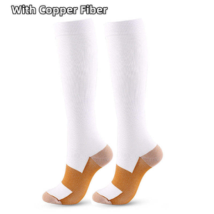 Chaussettes de compression personnalisées pour la course <span class=keywords><strong>à</strong></span> pied, 20-30 mmHg, pour hommes et femmes, chaussettes de sport, cyclisme, football, varices - Product Image 5
