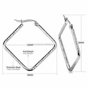 Pendientes Cuadrados de Acero Inoxidable y Titanio, Estilo Europeo y Estadounidense, Último Modelo, Sencillos, Venta al Por Mayor, Suministro de Fabricantes - Product Image 5