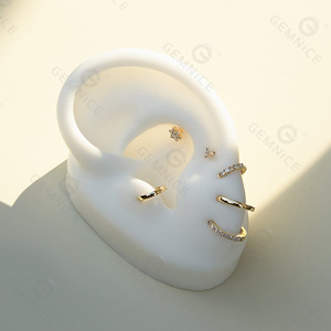 Boucles <span class=keywords><strong>d</strong></span>'oreilles créoles Huggie en <span class=keywords><strong>argent</strong></span> sterling 925 avec diamants de 8 mm/10 mm/12 mm, vente en gros Gemnel - Product Image 5