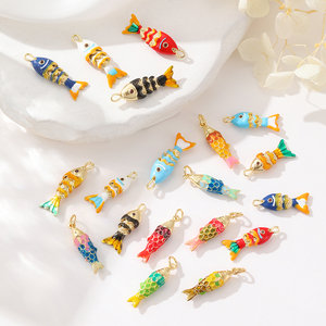 Hot Selling bunte Karpfen Zirkon Anhänger 14 Karat vergoldet Emaille Fisch Mode DIY Halskette Schmuck Charms Herstellung Zubehör - Product Image 1