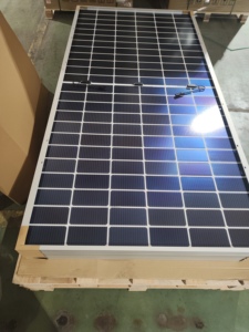 แผงโซลาร์เซลล์ JA C Grade 580W-590W โมโนเพิร์คแบบฮาล์ฟเซลล์ สำหรับใช้ในบ้านและระบบพลังงานแสงอาทิตย์ OEM โดย Power Solar Panel - Product Image 1