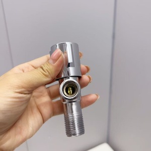 Válvula angular de acero inoxidable con rosca macho de 15 mm, acabado cromado, para fontanería de inodoros RM-910008 - Product Image 2