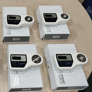 Medidor <span class=keywords><strong>Digital</strong></span> de Salinidade e Condutividade Veidt Weighing <span class=keywords><strong>ATAGO</strong></span> ES-421 (Método de Condutividade) 4211 - Product Image 4