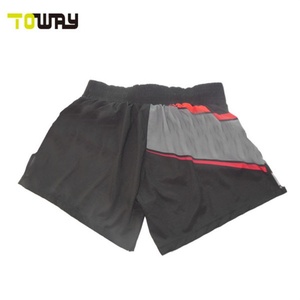 Shorts MMA pour hommes BETHERIVAL avec logo personnalisé, design rose, vente en gros - 100% polyester, couleurs et designs personnalisés - Product Image 4