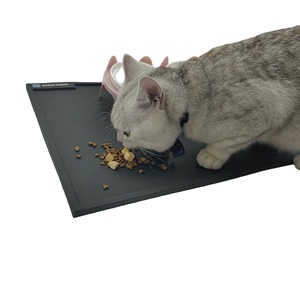 Nueva alfombrilla de alimentación clásica ecológica para gatos y perros, alfombrilla para lamer perros de grado alimenticio, alfombrilla de PVC para comida de mascotas con logotipo personalizado - Product Image 5