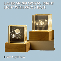 Minghuang MH-TF0254 Nouveauté 2024 Veilleuse Laser Lune en Bloc de Cristal, Presse-papier avec Base Lumineuse en Bois, Art Populaire, Souvenir