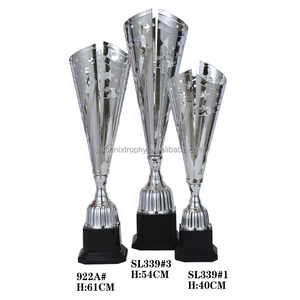 Trofeos <span class=keywords><strong>de</strong></span> metal deportivos <span class=keywords><strong>de</strong></span> alta calidad, Copas <span class=keywords><strong>de</strong></span> premio para baloncesto, fútbol, levantamiento <span class=keywords><strong>de</strong></span> pesas, fabricados por alta calidad - Product Image 3