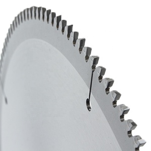 <span class=keywords><strong>Lame</strong></span> de <span class=keywords><strong>scie</strong></span> à panneau <span class=keywords><strong>sandwich</strong></span> tranchante et durable 350mm 84T <span class=keywords><strong>lame</strong></span> de <span class=keywords><strong>scie</strong></span> <span class=keywords><strong>circulaire</strong></span> pour bois Mdf aggloméré - Product Image 1