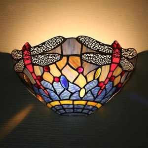 Magnifique applique murale décorative européenne en verre, lustre en demi-verre motif libellule, luminaires suspendus E27 - Product Image 5