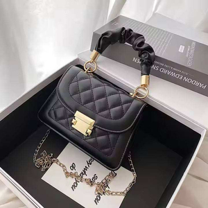 Korean Diamond Lattice Shoulder Bag Women's Messenger Small <b>Square</b> Chain Bag Wholesale PU Ladies Shoulder Bag Customs Handbag - Product Image 1