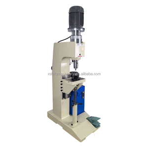 Máquina <span class=keywords><strong>Remachadora</strong></span> Rotativa Hidráulica con Motor <span class=keywords><strong>de</strong></span> 2HP y Carrera <span class=keywords><strong>de</strong></span> 42mm para Remaches Sólidos <span class=keywords><strong>de</strong></span> 3-12mm y Remaches Huecos <span class=keywords><strong>de</strong></span> 1-25mm - Product Image 4