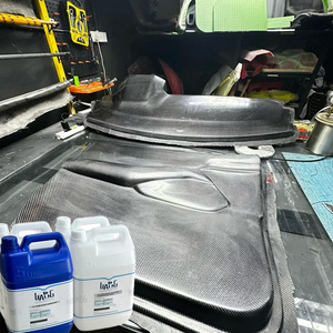 Resina Epossidica a Bassa Viscosità, Particolarmente Adatta in Combinazione con Fibra di Carbonio e Aramide - Product Image 5