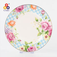Décalcomanie or en relief Design rose Vente à chaud Céramique Nouvelle vaisselle en porcelaine osseuse Ensemble d'assiettes Service de table en porcelaine opale