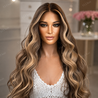 Perruque de cheveux humains vierges européens à cuticules alignées, avec mèches couleur marron, ondulations naturelles, perruque frontale en dentelle HD 13x4