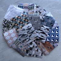 Autocollants muraux en vinyle autocollants en PVC brillant au design personnalisé Autocollants amovibles pour carrelage Décalcomanies pour escaliers Maison Escalier Imperméable