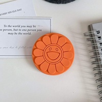 Support de téléphone magnétique pliable en silicone souple, motif fleur souriante 3D, pour lit et bureau