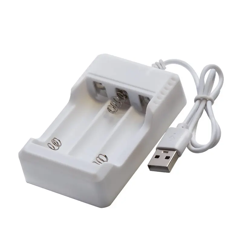 Sortie USB universelle Chargeur de batterie à 3 emplacements Adaptateur Rechargeable Charge rapide Outils de charge de batterie Chargeur de batterie nicd 3.6v