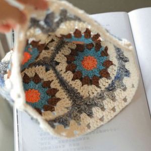 Chapeaux en crochet faits main unisexes colorés en gros, chapeaux bob tricotés personnalisés, chapeaux de voyage en acrylique courant, 56-58cm de haut - Product Image 5