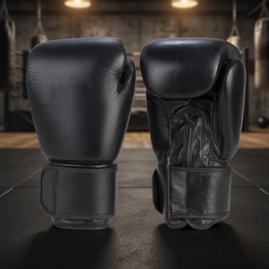 Gants de boxe en cuir personnalisés professionnels avec logo sur mesure, cuir véritable, tailles 8oz-16oz pour le kick-boxing et l'entraînement MMA - Product Image 2