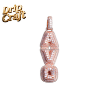 Liontin Huruf AVO 3D Hip-hop Baru, Liontin Personalisasi 3 Huruf yang Dapat Dikombinasikan Bebas dengan Tembaga dan Zirkon. Gaya Unisex Grosir