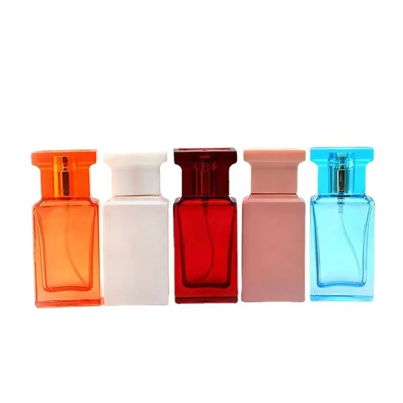 Ricarica piccole bottiglie di vetro di profumo vuote colorate quadrate prezzo economico spray di vetro da 30ml