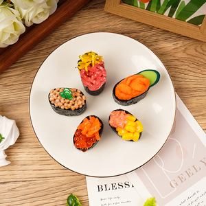 Figuras de Anime Japonés al por Mayor, Miniaturas de Plástico DIY Gunkan Sushi, Figuritas para Decoración de Pasteles, Regalo Divertido, Simulación de Sushi - Product Image 2