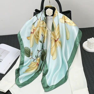 Impression personnalisée OEM ODM multicolore Paisley + 90 motifs carrés pour accessoires de mode féminins - Product Image 3