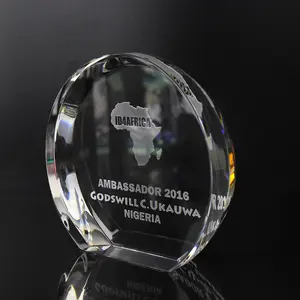 Grosir Murah K9 Piala Kristal Kaca Melengkung Personalisasi Kustom 3D Laser Kristal Piala Penghargaan untuk Hadiah Souvenir