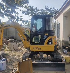 Mini-excavatrice Komatsu PC40 d'occasion, poids opérationnel de 4 tonnes, moteur Cummins inclus, machinerie industrielle chinoise à vendre - Product Image 2