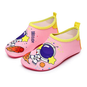 <span class=keywords><strong>Scarpe</strong></span> da <span class=keywords><strong>acqua</strong></span> da esterno in gomma morbida ad asciugatura rapida per bambini estivi da spiaggia e nuoto a piedi nudi stagione estiva - Product Image 3