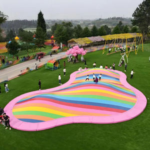 Superficie Suave y Flotante para que los Niños Caminen, Salteen y Deslicense como en las Nubes, una Experiencia Sensorial Única en Espacios Municipales - Product Image 1